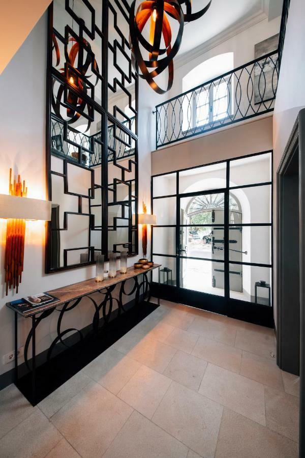 לינה וארוחת בוקר קוטור Palazzo Sbutega מראה חיצוני תמונה