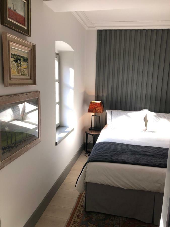 לינה וארוחת בוקר קוטור Palazzo Sbutega מראה חיצוני תמונה